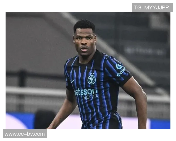 米体报道邓弗里斯左脚踝伤情需专家诊治国米冬窗或寻替代人选